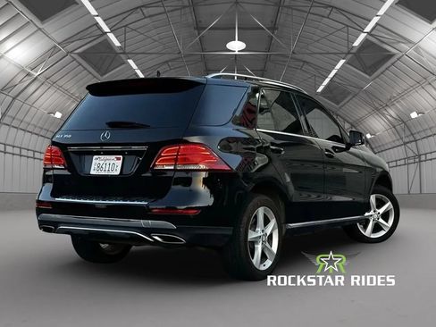 Used 2017 Mercedes-Benz GLE 350 4MATIC image 2