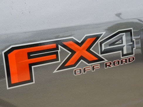 Used 2019 Ford F150 Lariat AWD/4WD image 13