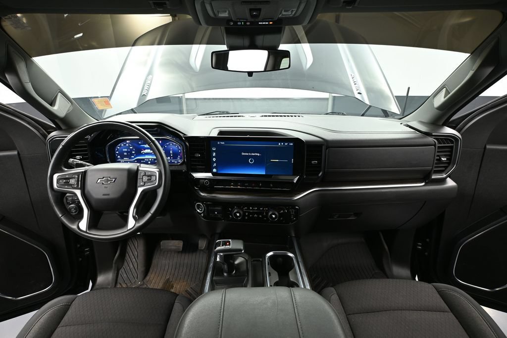 Used 2024 Chevrolet Silverado 1500 RST AWD/4WD image 19