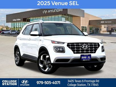 Used 2025 Hyundai Venue SEL