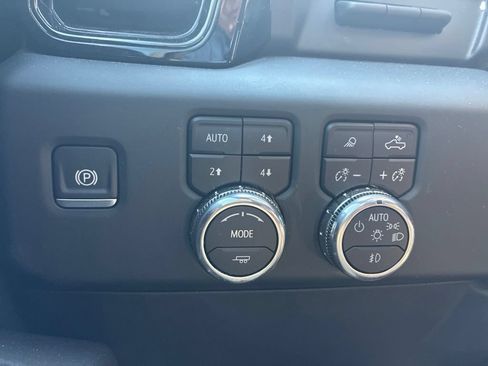 Used 2025 GMC Sierra 1500 AT4X AWD/4WD image 9