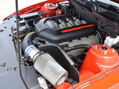 Used 2011 Ford Mustang GT RWD image 36