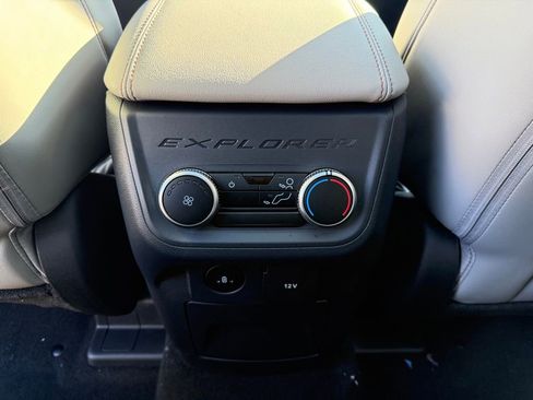 New 2026 Ford Explorer Active w/ Active Comfort Package AWD/4WD image 15
