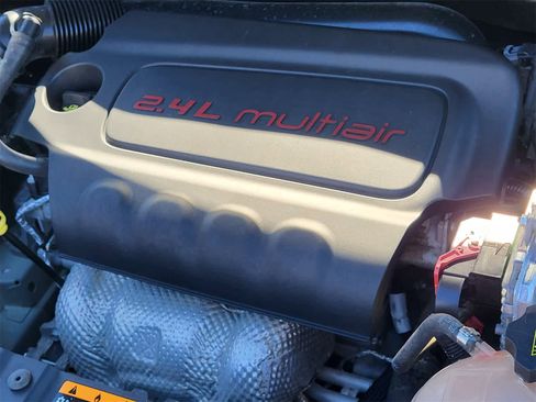 Used 2020 Jeep Renegade Latitude image 29