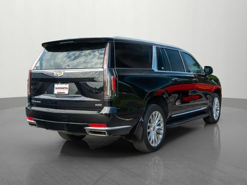 Used 2022 Cadillac Escalade ESV Luxury AWD/4WD image 7
