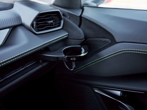 Used 2025 Lamborghini Revuelto Base image 77