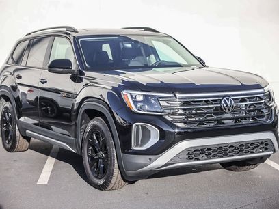 New 2026 Volkswagen Atlas Peak Edition