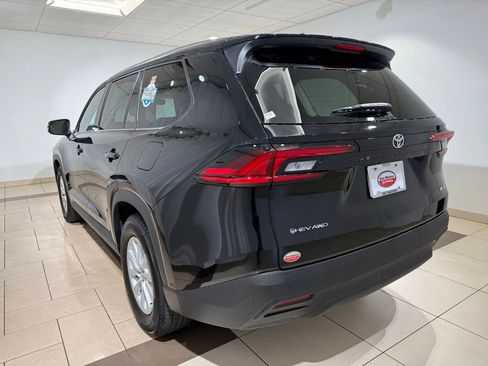 Certified 2026 Toyota Grand Highlander XLE image 3