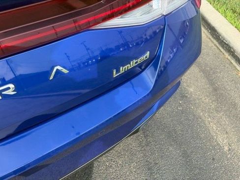 Used 2023 Hyundai Elantra Limited w/ Cargo Package FWD image 48