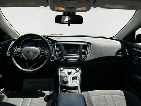 Used 2016 Chrysler 200 Limited w/ Convenience Group FWD image 21
