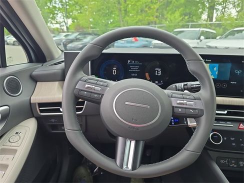 New 2025 Hyundai Sonata SEL image 14