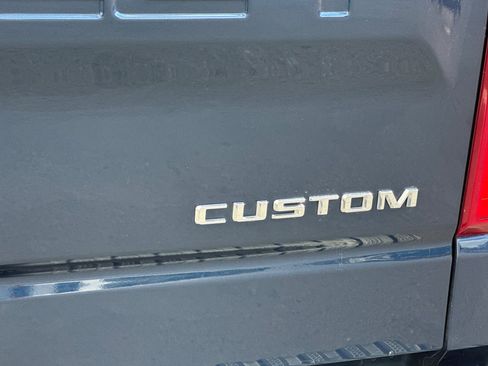 Used 2019 Chevrolet Silverado 1500 Custom Trail Boss w/ Custom Convenience Package AWD/4WD image 34
