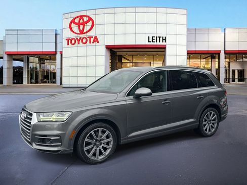 Used 2018 Audi Q7 3.0T Prestige image 1