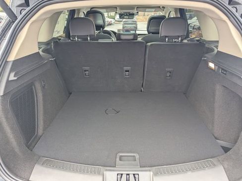 New 2026 Lincoln Corsair Reserve image 8