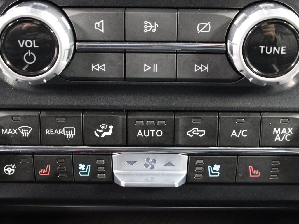 Used 2024 Ford F250 Platinum AWD/4WD image 72