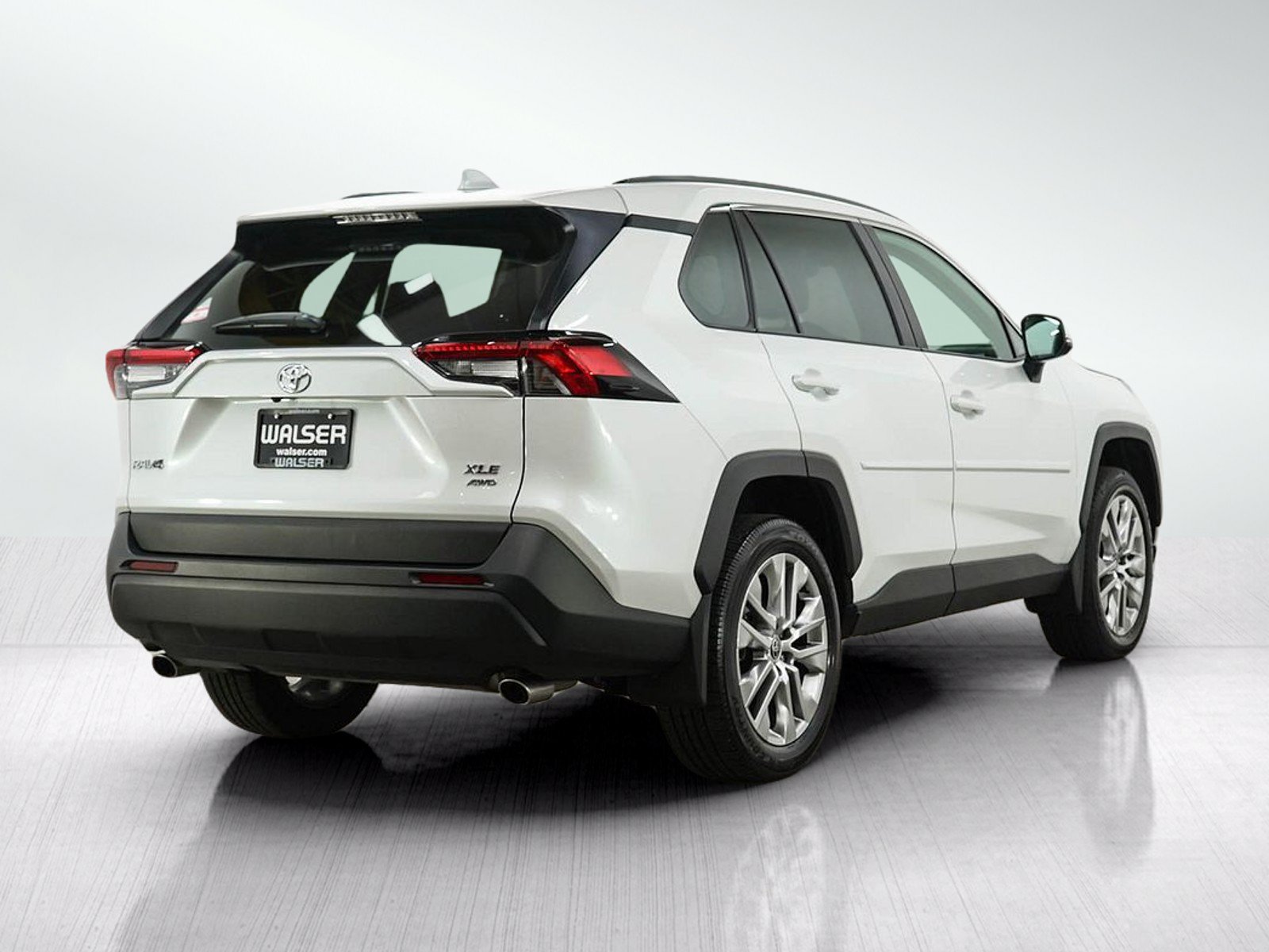 Used 2024 Toyota RAV4 XLE Premium w/ Weather Package AWD/4WD image 5