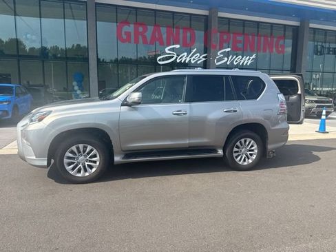 Used 2020 Lexus GX 460 AWD/4WD image 4