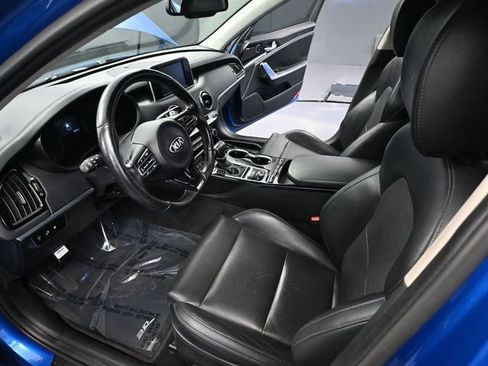 Used 2019 Kia Stinger GT-Line image 21
