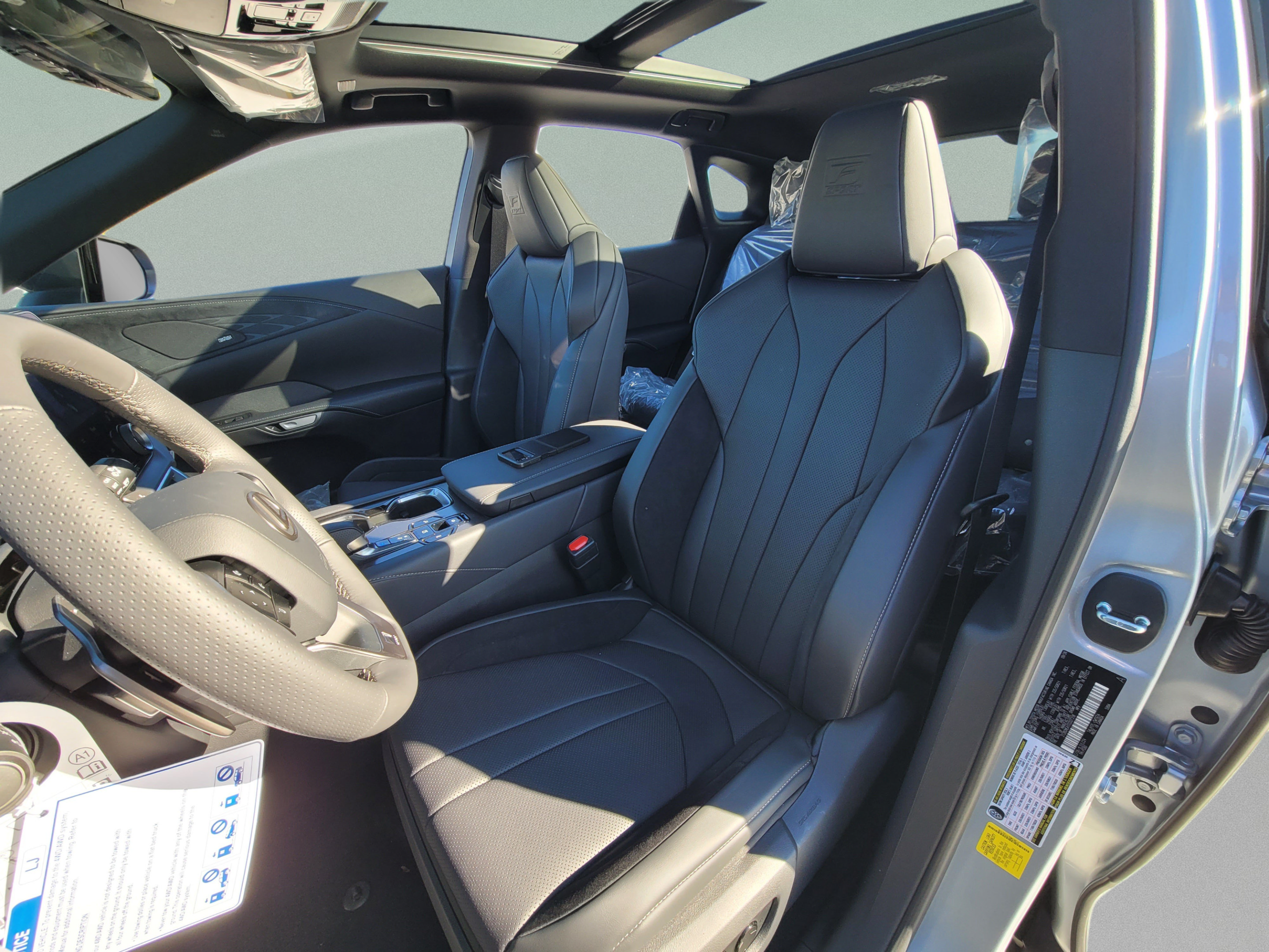New 2026 Lexus RX 500h F Sport w/ Appearance Package AWD/4WD image 11