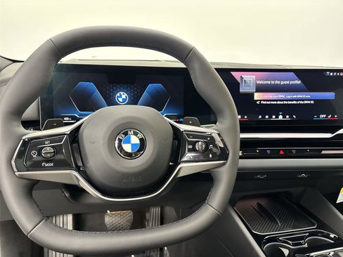 Used 2025 BMW 530i xDrive w/ Premium Package image 22