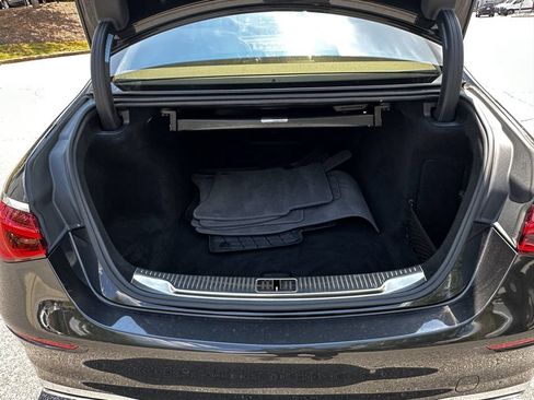 Certified 2022 Mercedes-Benz S 580 4MATIC Sedan image 21
