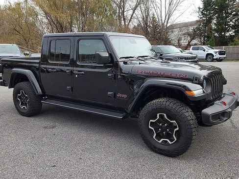 Used 2020 Jeep Gladiator Rubicon image 2