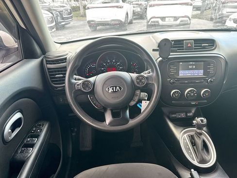 Used 2019 Kia Soul Base image 21