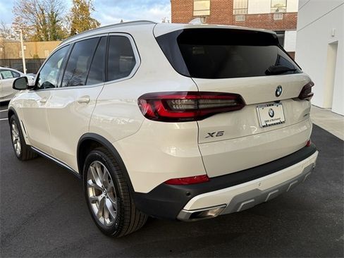 Used 2021 BMW X5 xDrive40i w/ Premium Package 2 image 7