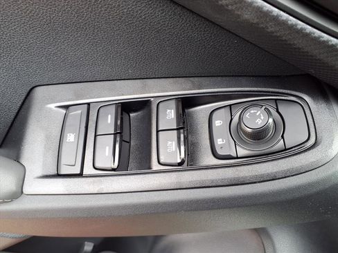 New 2026 Subaru Crosstrek 2.0i Premium image 10