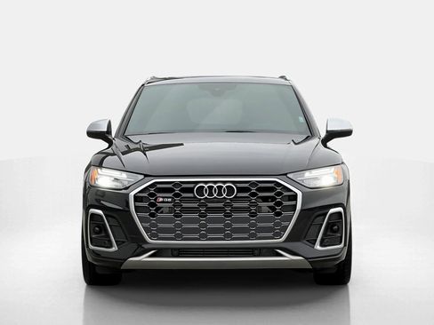 Used 2022 Audi SQ5 Premium Plus w/ Premium Plus Package image 6