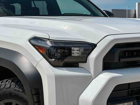 New 2026 Toyota 4Runner SR5 RWD image 3