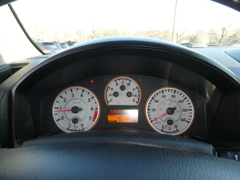 Used 2015 Nissan Titan PRO-4X w/ Pro-4x Luxury Package image 19