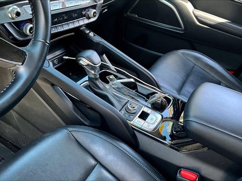 Certified 2025 Kia Telluride S AWD/4WD image 17