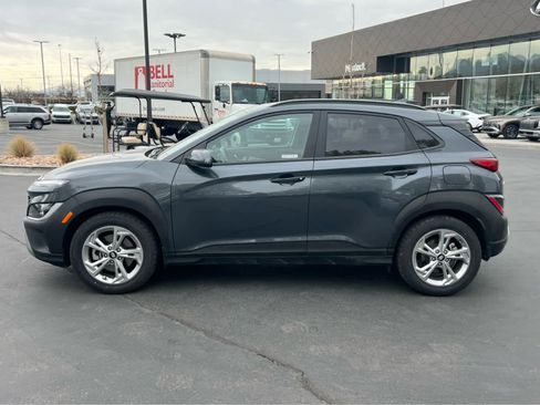 Certified 2022 Hyundai Kona SEL w/ Convenience Package image 12