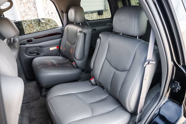 Used 2003 Cadillac Escalade AWD image 60