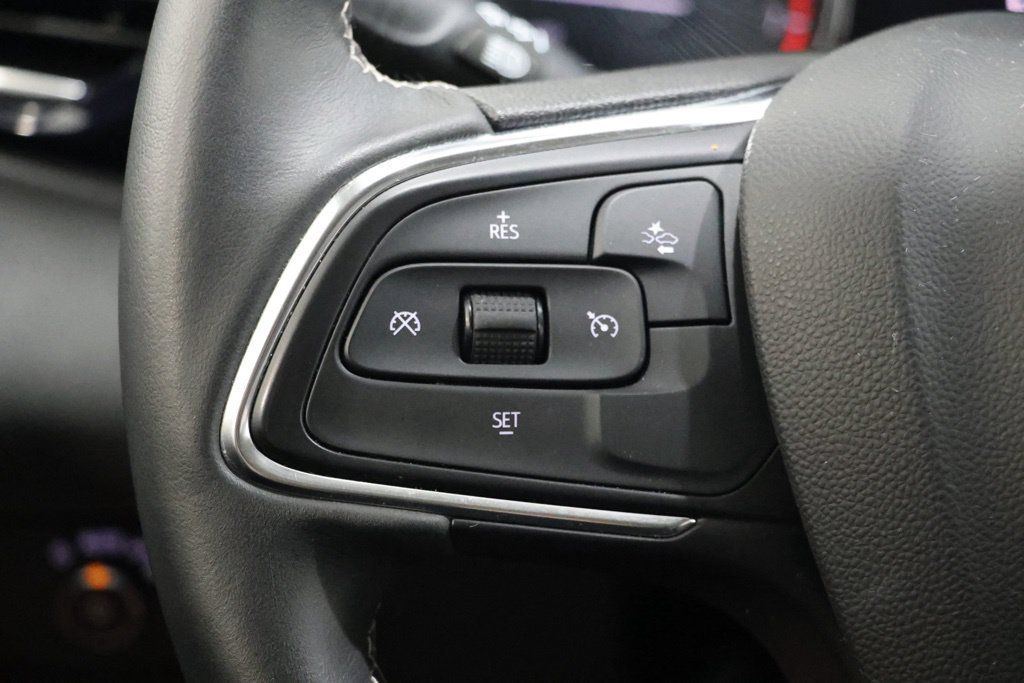 Used 2023 Buick Encore GX Preferred w/ Cold Weather Comfort Package FWD image 21