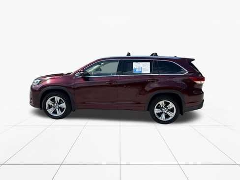 Used 2018 Toyota Highlander Limited AWD/4WD image 4