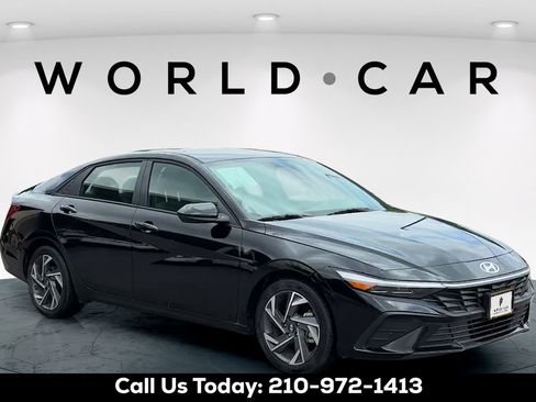 Certified 2025 Hyundai Elantra Sport FWD image 1