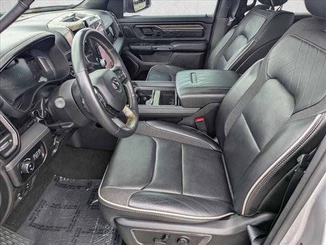 Used 2025 RAM 1500 Limited AWD/4WD image 16