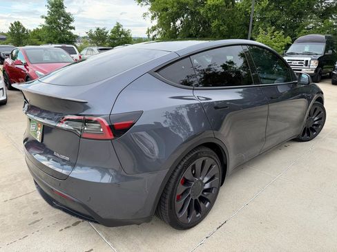Used 2021 Tesla Model Y Performance AWD/4WD image 5