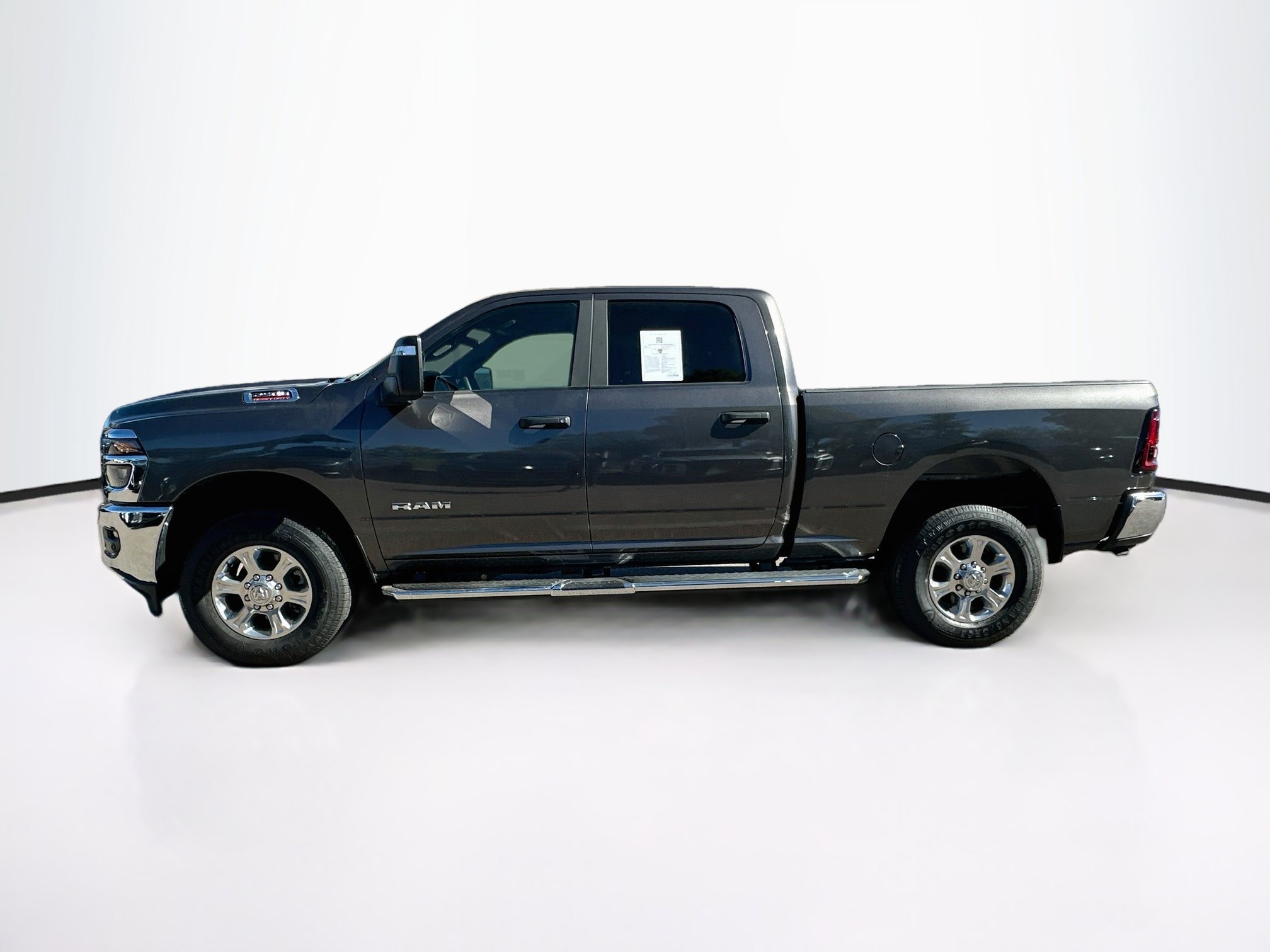 Used 2026 RAM 2500 Big Horn AWD/4WD image 4