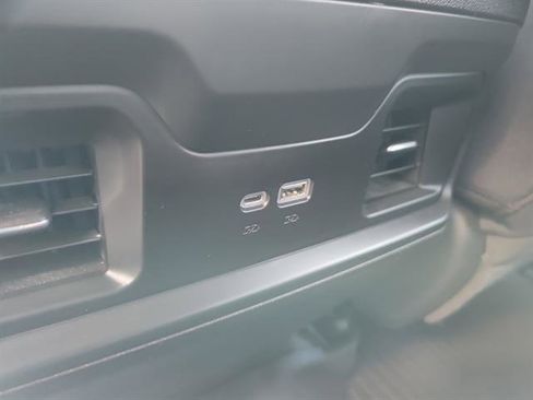 Used 2023 Chevrolet Silverado 1500 RST image 8