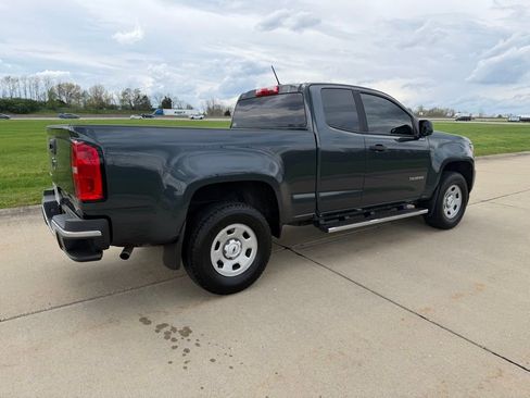 Used 2017 Chevrolet Colorado W/T w/ WT Convenience Package image 3