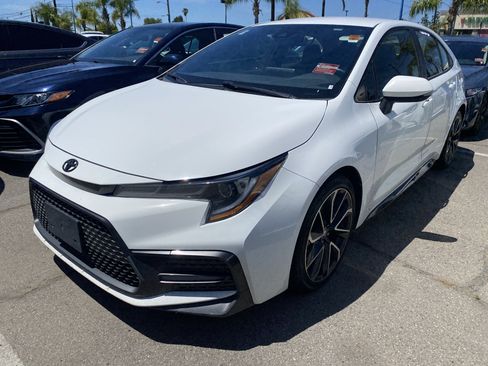 Used 2022 Toyota Corolla SE w/ Carpet Mat Package (TMS) FWD image 2