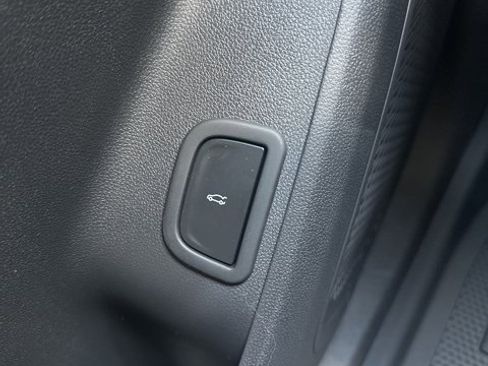 New 2026 Chevrolet Traverse LT w/ Driver Confidence Package image 16