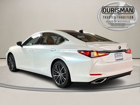 Certified 2023 Lexus ES 350 w/ Premium Package image 5