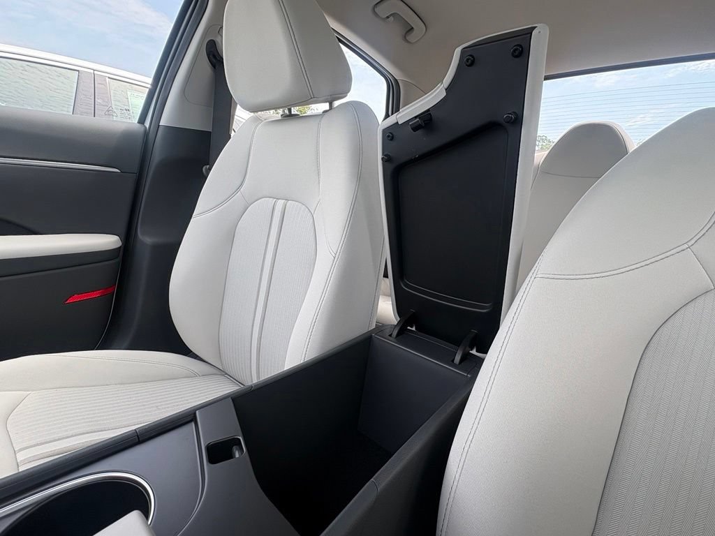 New 2026 Hyundai Sonata SEL FWD image 24