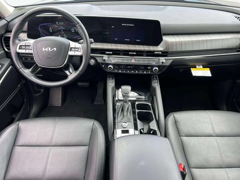 Used 2025 Kia Telluride EX w/ EX Captain's Chair Package AWD/4WD image 14