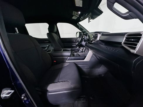 Used 2025 Toyota Tundra SR5 image 31