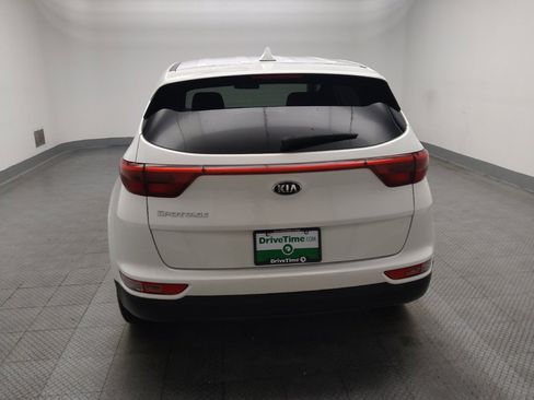 Used 2017 Kia Sportage LX AWD/4WD image 6